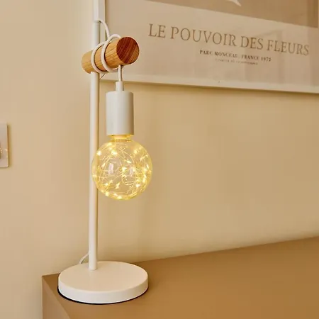 Lovely Flat Marais - Orange Apartment *